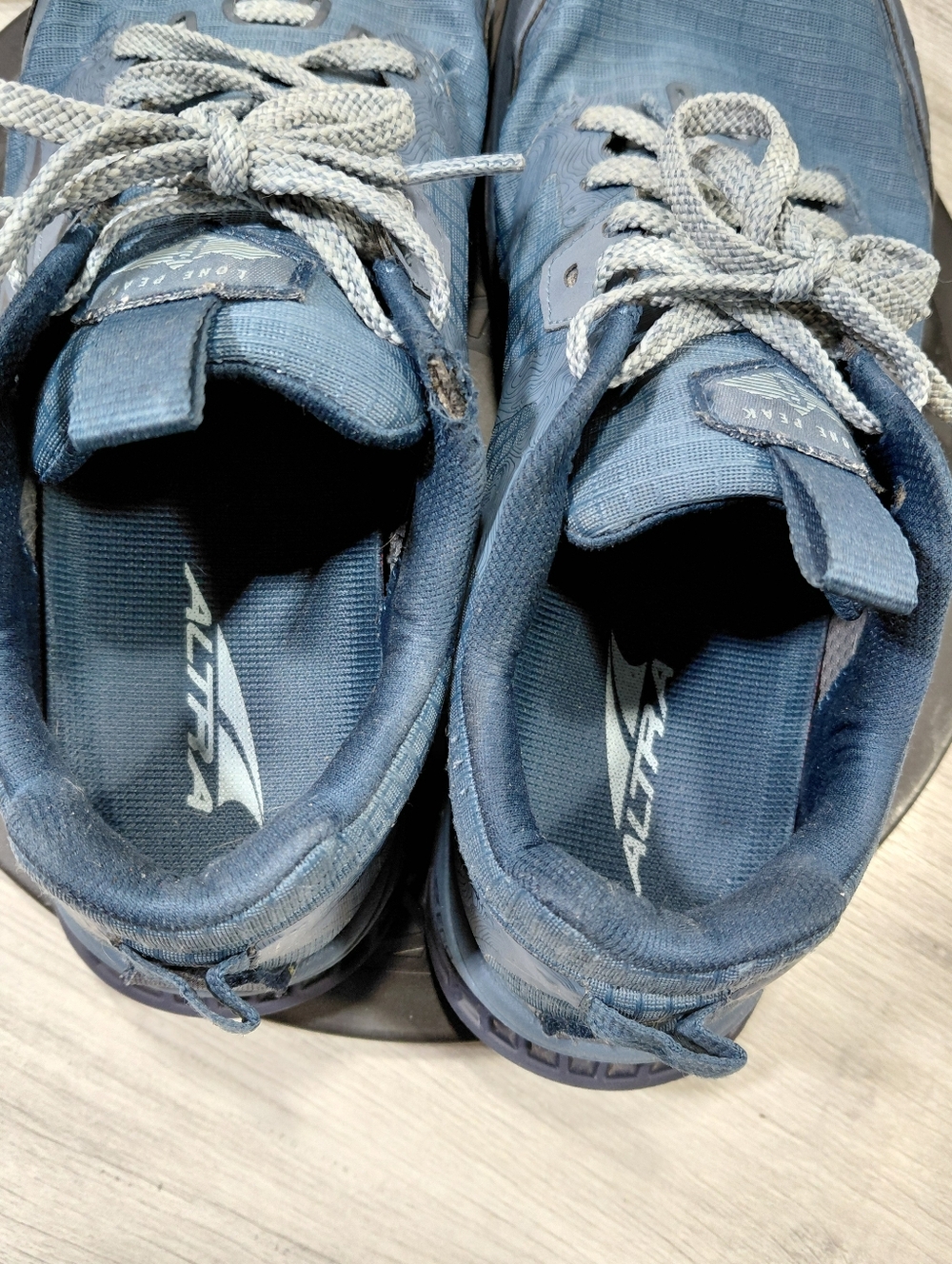 Altra Womens Lone Peak 6  Lightweight Trail Running Shoes Blue & Black SIZE 9.5 - Picture 11 of 13